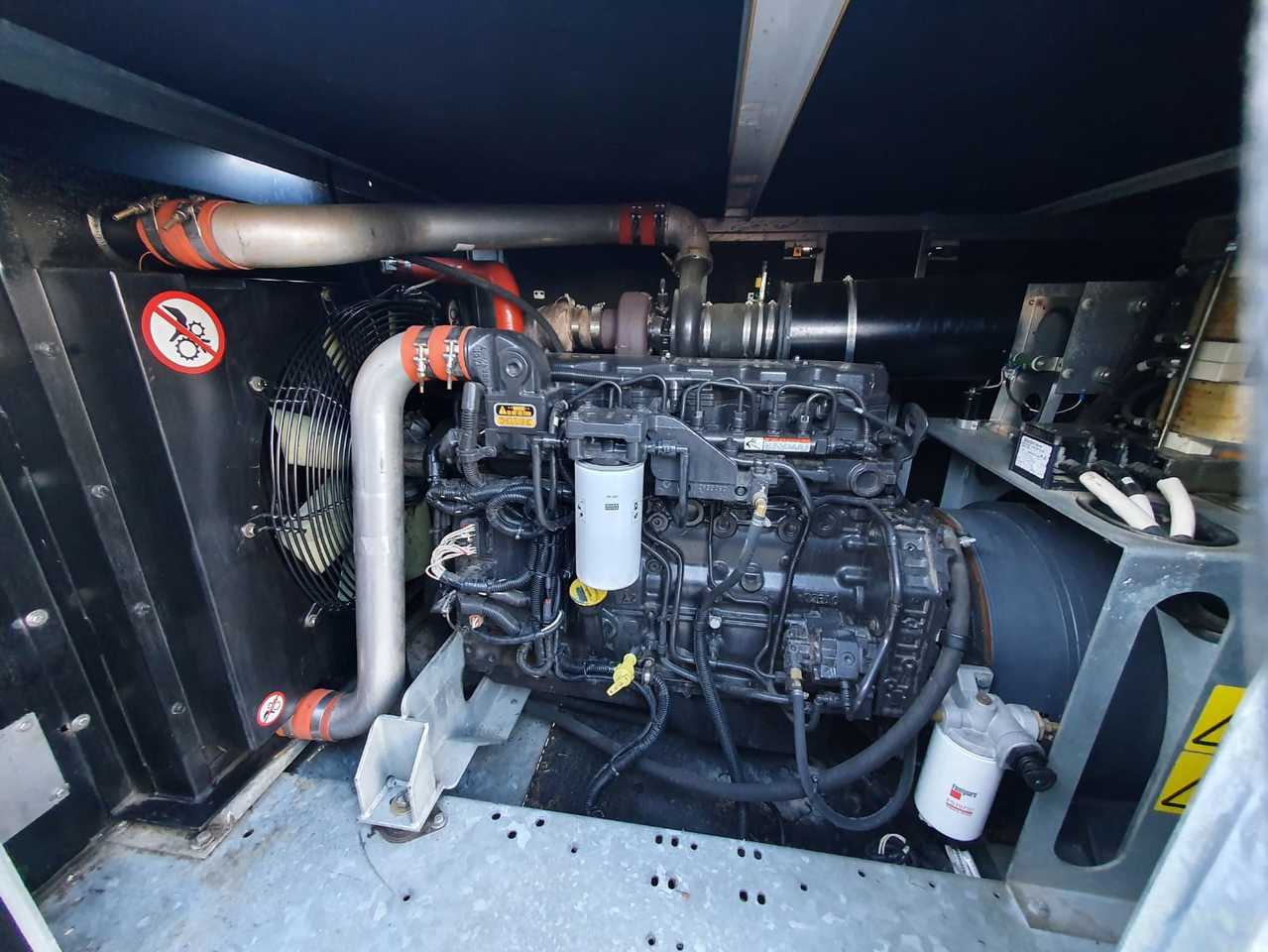 GPU TLD 4090-T-CUP 28DC - Аэродромный источник питания: фото 5 GPU TLD 4090-T-CUP 28DC - Аэродромный источник питания: фото 5
