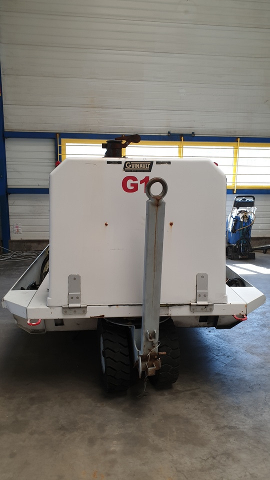 GUINAULT GPU GA120KvA+28DV - Аэродромный источник питания: фото 2 GUINAULT GPU GA120KvA+28DV - Аэродромный источник питания: фото 2