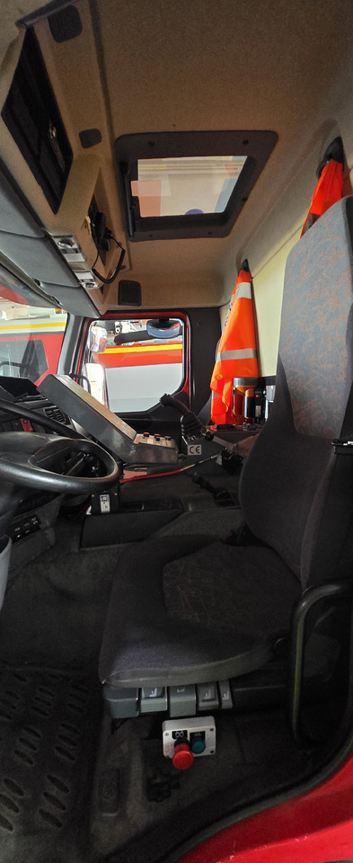 Sides - Пожарная машина: фото 2 Sides - Пожарная машина: фото 2