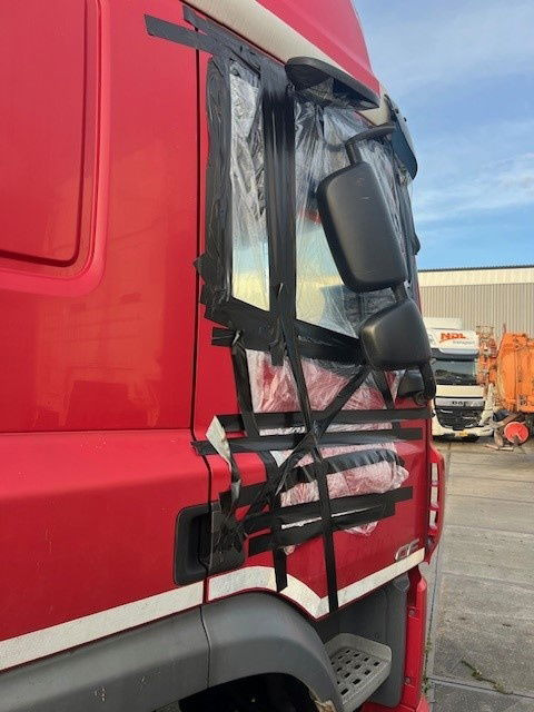 DAF CF 410 FA - Грузовик с закрытым кузовом: фото 5 DAF CF 410 FA - Грузовик с закрытым кузовом: фото 5