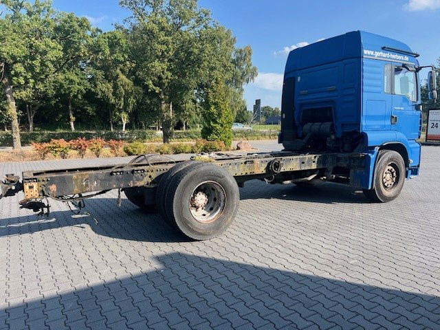 MAN TGA 18.480 MAN TGA 18.480 - Грузовик-шасси: фото 3 MAN TGA 18.480 MAN TGA 18.480 - Грузовик-шасси: фото 3