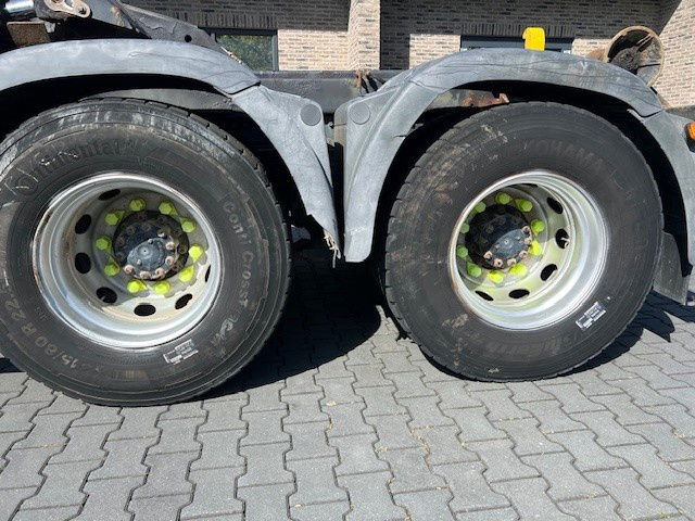 MAN TGA 26.360 .360 6X2 Hooksystem - Грузовик-контейнеровоз/ Сменный кузов: фото 4 MAN TGA 26.360 .360 6X2 Hooksystem - Грузовик-контейнеровоз/ Сменный кузов: фото 4