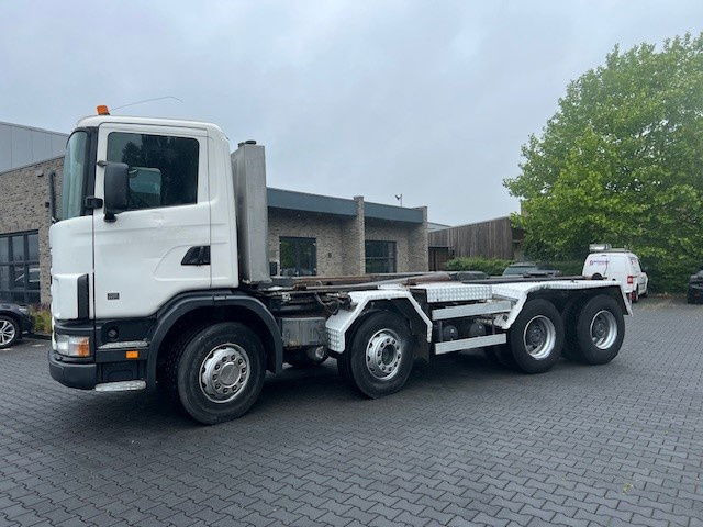 Scania R124-420 .420 8x4 - Грузовик-контейнеровоз/ Сменный кузов: фото 1 Scania R124-420 .420 8x4 - Грузовик-контейнеровоз/ Сменный кузов: фото 1