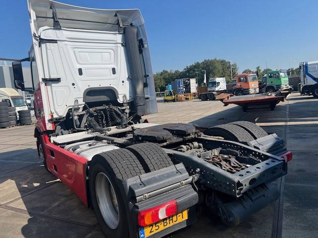Mercedes-Benz Actros 1830 Actros 1830 LS - Тягач: фото 4 Mercedes-Benz Actros 1830 Actros 1830 LS - Тягач: фото 4