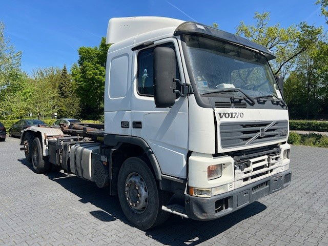 Volvo FM 12.420 FM12.420 6x2 - Грузовик-шасси: фото 2 Volvo FM 12.420 FM12.420 6x2 - Грузовик-шасси: фото 2