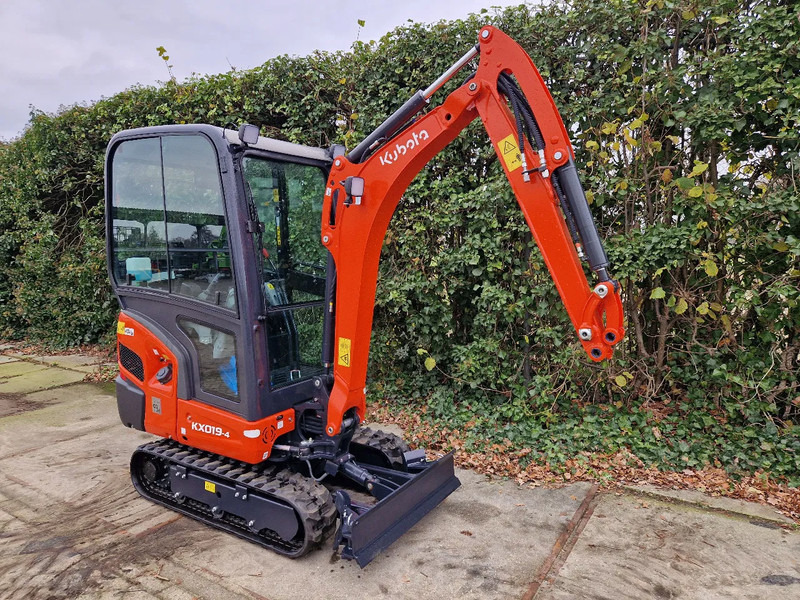 Kubota KX019-4 Hi-spec (NIEUW) - Мини-экскаватор: фото 3 Kubota KX019-4 Hi-spec (NIEUW) - Мини-экскаватор: фото 3
