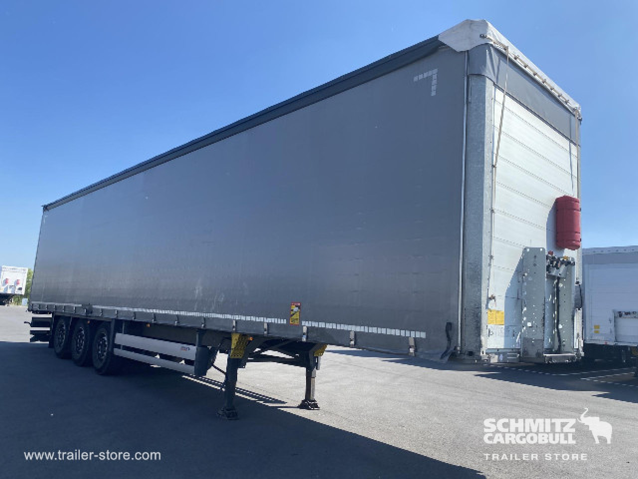 SCHMITZ Curtainsider Standard - Тентованный полуприцеп: фото 1 SCHMITZ Curtainsider Standard - Тентованный полуприцеп: фото 1