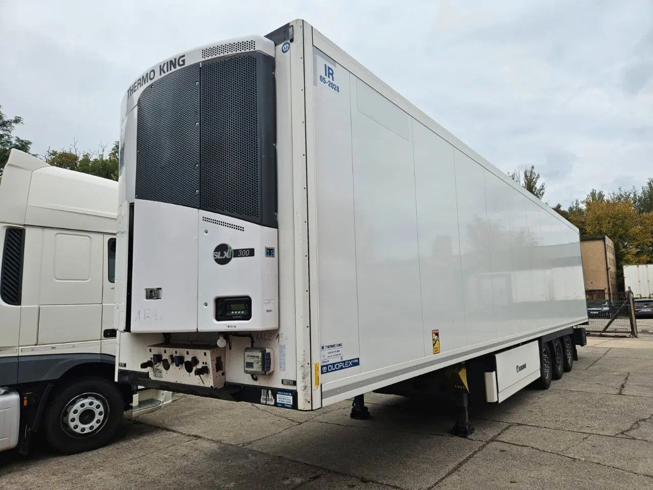 Krone SD Thermo King SLX300i - Lifting axle A - Pallet - Полуприцеп-рефрижератор: фото 1 Krone SD Thermo King SLX300i - Lifting axle A - Pallet - Полуприцеп-рефрижератор: фото 1