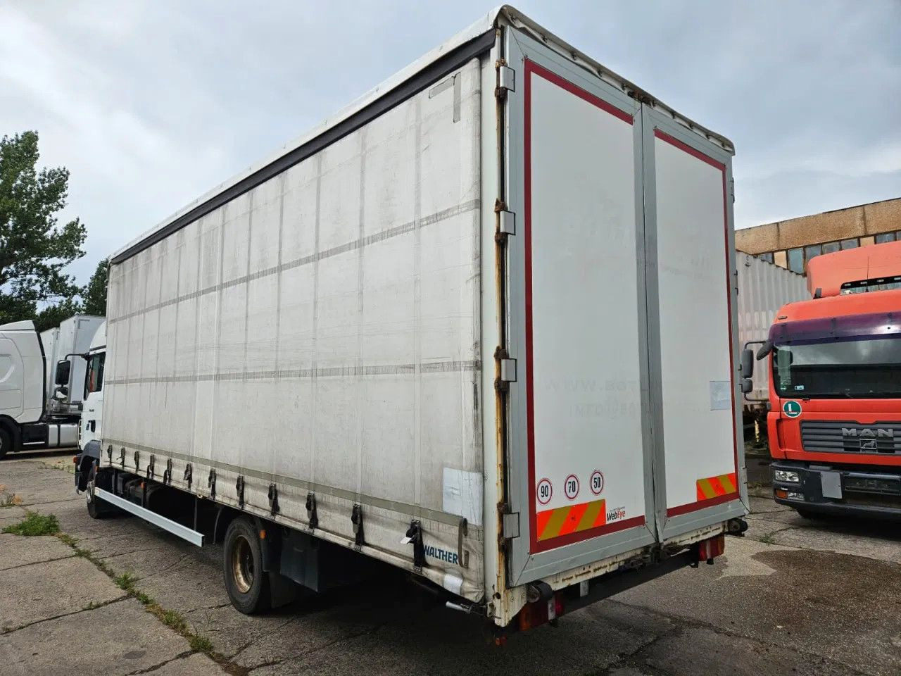 MAN TGL 8.220 4x2 BL Euro 5 EEV - Тентованный грузовик: фото 3 MAN TGL 8.220 4x2 BL Euro 5 EEV - Тентованный грузовик: фото 3