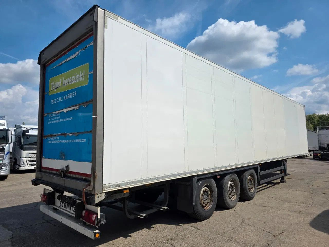 Schmitz Cargobull SCB S3B CARRIER VECTOR 1950 Mt- Lifting Axel-12U - Полуприцеп-рефрижератор: фото 4 Schmitz Cargobull SCB S3B CARRIER VECTOR 1950 Mt- Lifting Axel-12U - Полуприцеп-рефрижератор: фото 4
