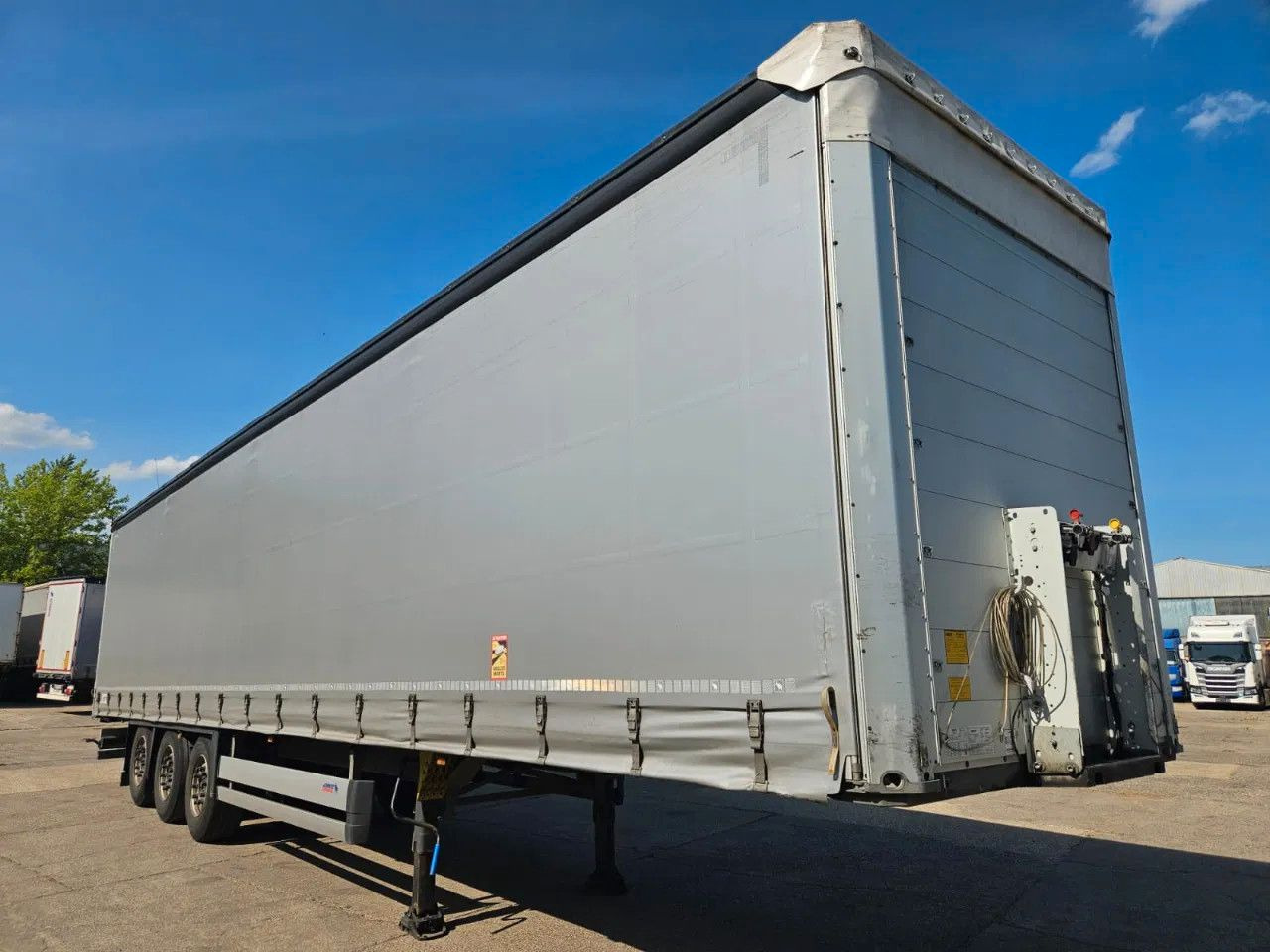 Schmitz Cargobull SCB S3T Standard 14 units! Lifting Axle A&C, XL - Тентованный полуприцеп: фото 1 Schmitz Cargobull SCB S3T Standard 14 units! Lifting Axle A&C, XL - Тентованный полуприцеп: фото 1