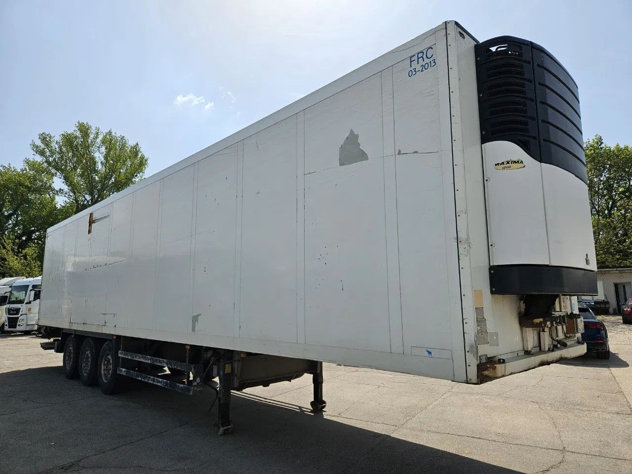 Schmitz Cargobull SKO24 Carrier Maxima 1300 Tail Lift, A axle lift - Полуприцеп-рефрижератор: фото 2 Schmitz Cargobull SKO24 Carrier Maxima 1300 Tail Lift, A axle lift - Полуприцеп-рефрижератор: фото 2