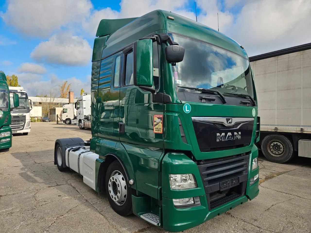 MAN TGX 18.470 XLX-Mega-Retarder-Standklima 4 units - Тягач: фото 2 MAN TGX 18.470 XLX-Mega-Retarder-Standklima 4 units - Тягач: фото 2