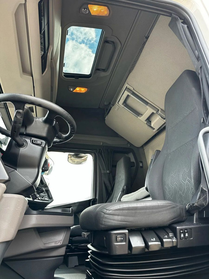 Scania S450 Standard-Digital Display, StandKlima, Retar - Тягач: фото 5 Scania S450 Standard-Digital Display, StandKlima, Retar - Тягач: фото 5