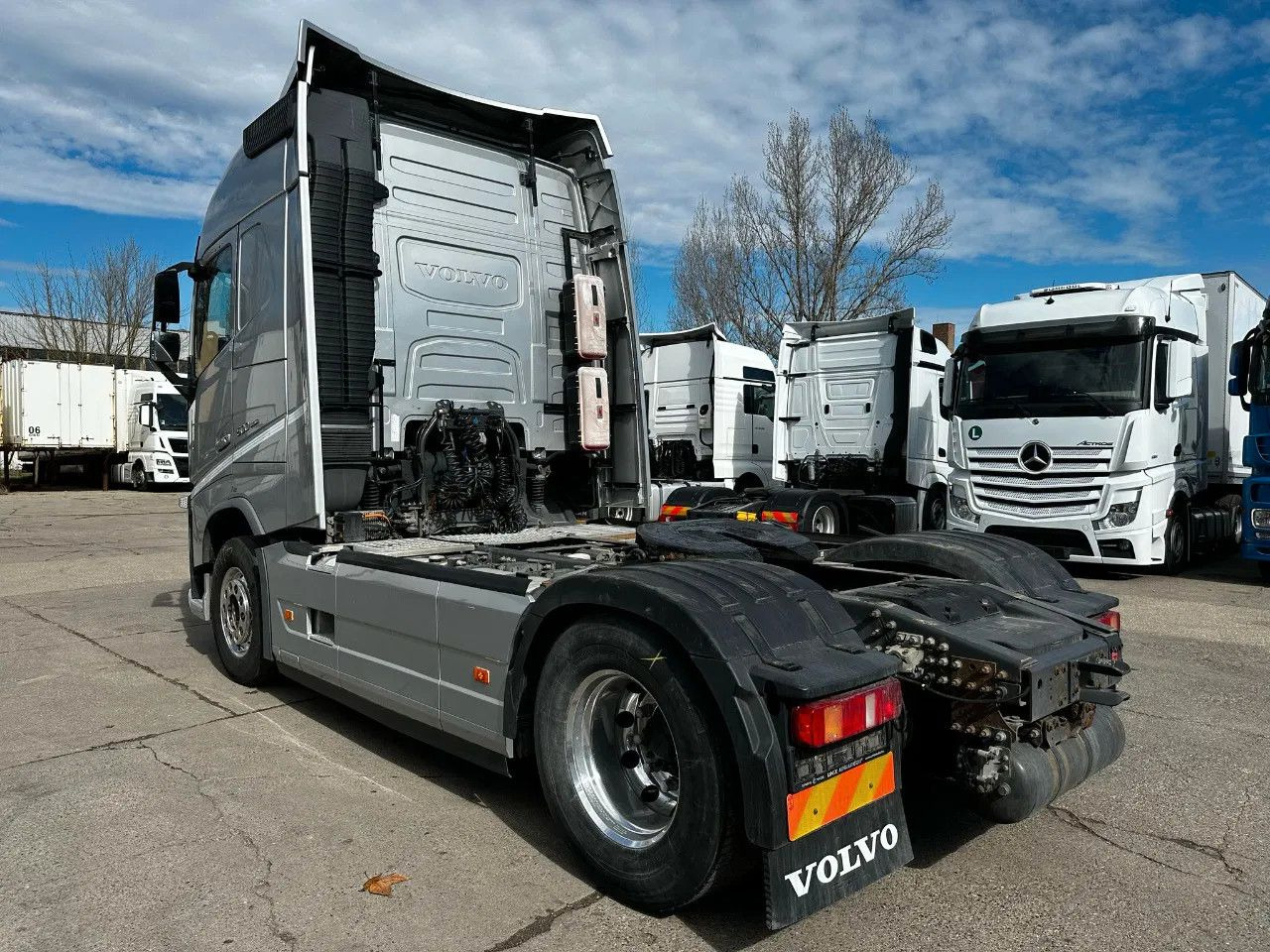 Volvo FH 500 Standard, I Park, ACC, DAS-1 Unit - Тягач: фото 4 Volvo FH 500 Standard, I Park, ACC, DAS-1 Unit - Тягач: фото 4