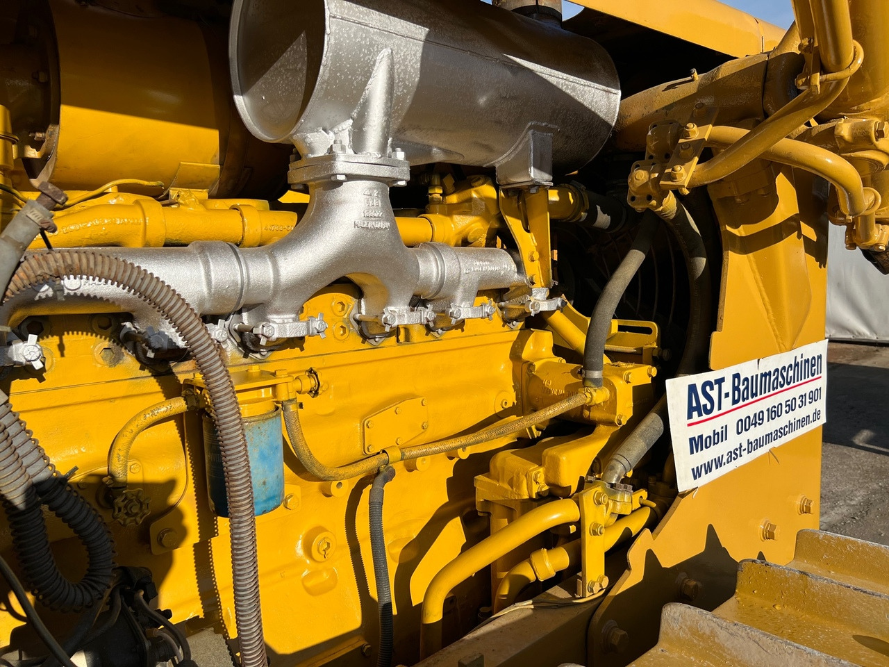 KOMATSU D65-E - Бульдозер: фото 5 KOMATSU D65-E - Бульдозер: фото 5