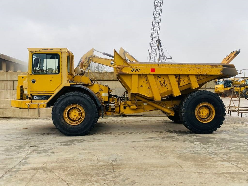 CAT D 25 C - Сочленённый самосвал: фото 1 CAT D 25 C - Сочленённый самосвал: фото 1