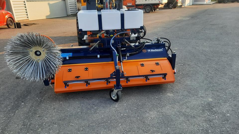 Kehrmaschine 1,2 1,5, 1,8m 2,3m Schlepper Radlader Teleskoplader - Щетка: фото 4 Kehrmaschine 1,2 1,5, 1,8m 2,3m Schlepper Radlader Teleskoplader - Щетка: фото 4