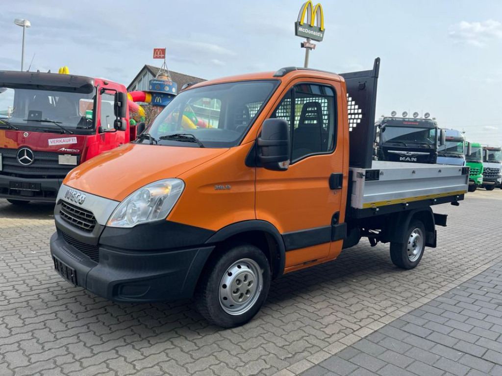 IVECO(I) Daily 29L13 Pritsche - Малотоннажный бортовой грузовик: фото 1 IVECO(I) Daily 29L13 Pritsche - Малотоннажный бортовой грузовик: фото 1