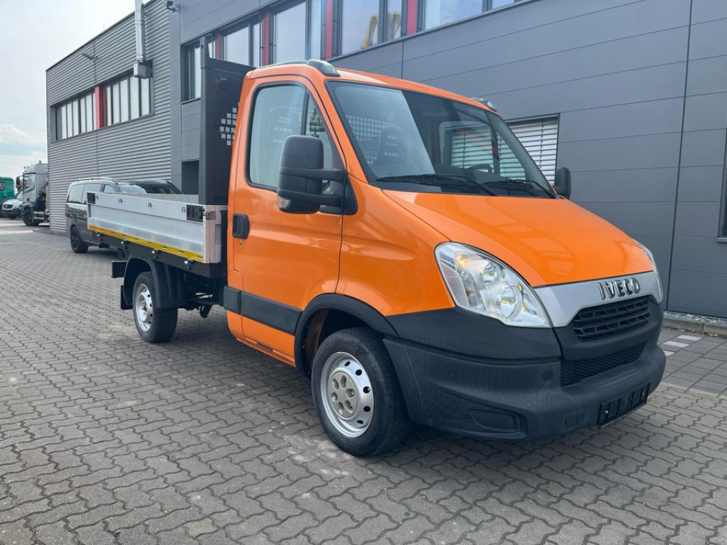 IVECO(I) Daily 29L13 Pritsche - Малотоннажный бортовой грузовик: фото 2 IVECO(I) Daily 29L13 Pritsche - Малотоннажный бортовой грузовик: фото 2