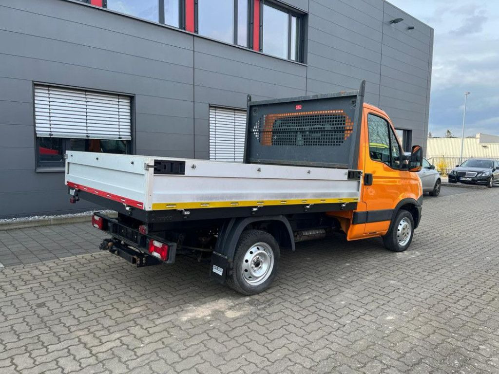 Iveco Daily 29L13 Pritsche - Малотоннажный бортовой грузовик: фото 4 Iveco Daily 29L13 Pritsche - Малотоннажный бортовой грузовик: фото 4