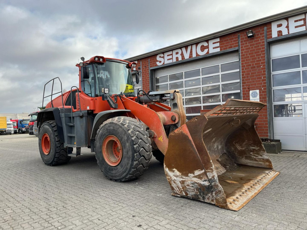 LIEBHERR LIEBHERR Radlader Radlader L 566 - Колёсный погрузчик: фото 2 LIEBHERR LIEBHERR Radlader Radlader L 566 - Колёсный погрузчик: фото 2