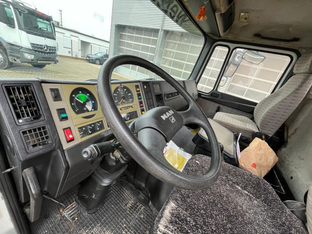 MAN MAN F90 2-Achs Kipper Kran 18.232 FK Palf. PK 8000 - Самосвал, Автоманипулятор: фото 5 MAN MAN F90 2-Achs Kipper Kran 18.232 FK Palf. PK 8000 - Самосвал, Автоманипулятор: фото 5