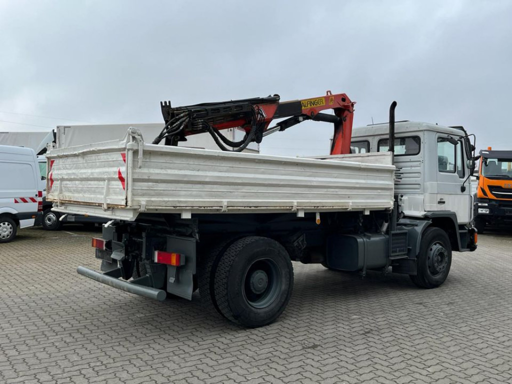 MAN MAN F90 2-Achs Kipper Kran 18.232 FK Palf. PK 8000 - Самосвал, Автоманипулятор: фото 4 MAN MAN F90 2-Achs Kipper Kran 18.232 FK Palf. PK 8000 - Самосвал, Автоманипулятор: фото 4