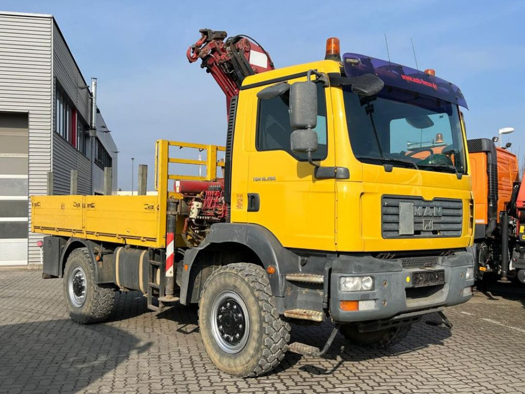 MAN TG-M 18.280 4x4 Pritsche Kran Singelreifen Funkf - Грузовик бортовой/ Платформа, Автоманипулятор: фото 2 MAN TG-M 18.280 4x4 Pritsche Kran Singelreifen Funkf - Грузовик бортовой/ Платформа, Автоманипулятор: фото 2