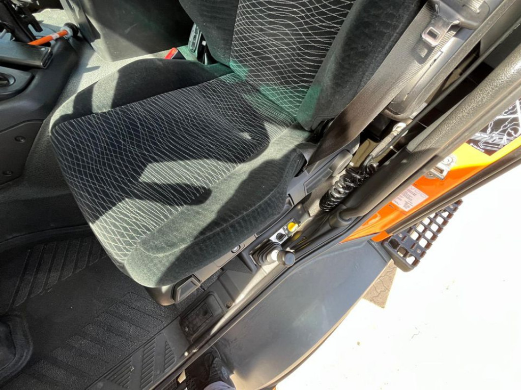 MERCEDES-BENZ Arocs 2135 AK 4x4 2-Achs Allradkipper Kommunalhydr. - Самосвал: фото 3 MERCEDES-BENZ Arocs 2135 AK 4x4 2-Achs Allradkipper Kommunalhydr. - Самосвал: фото 3