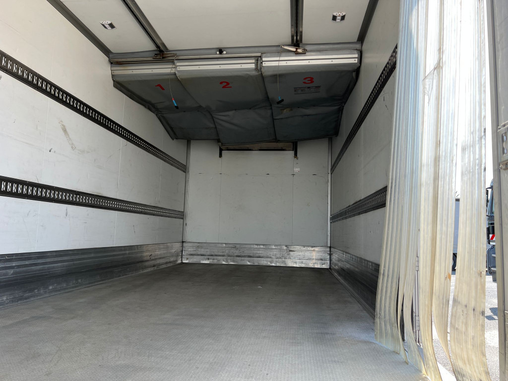 MERCEDES-BENZ Atego 1224 L Kühlkoffer LBW Tiefkühler 6,2m LBW - Рефрижератор: фото 4 MERCEDES-BENZ Atego 1224 L Kühlkoffer LBW Tiefkühler 6,2m LBW - Рефрижератор: фото 4