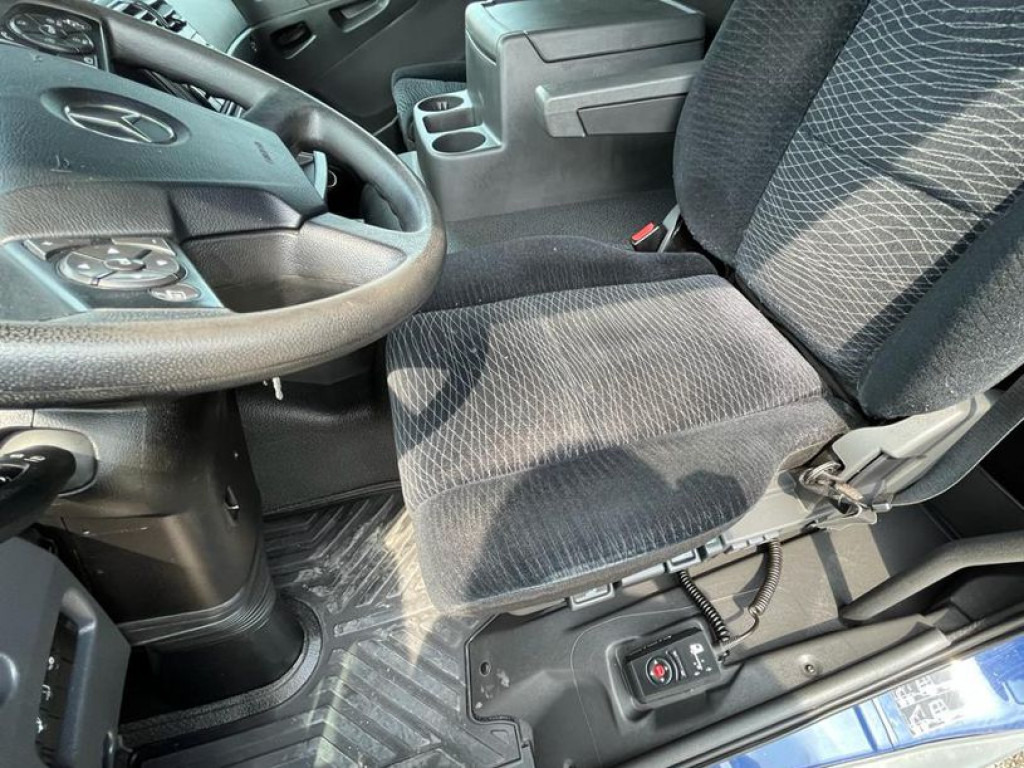 MERCEDES-BENZ Atego 1224 L  Pritsche LBW LBW 1.5to - Тентованный грузовик: фото 2 MERCEDES-BENZ Atego 1224 L  Pritsche LBW LBW 1.5to - Тентованный грузовик: фото 2