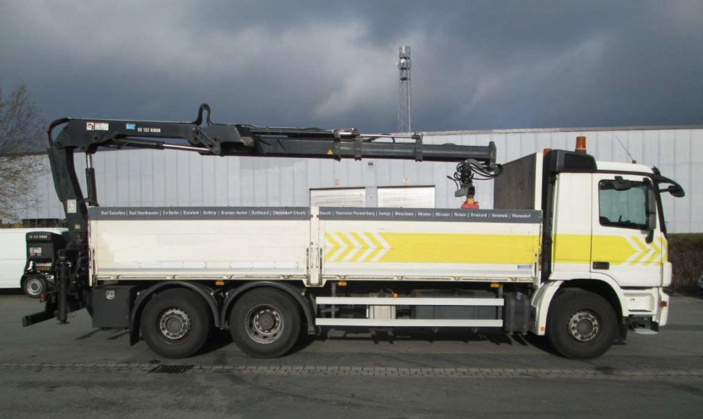 Mercedes-Benz Actros Pritsche Heckkran 2641 L 6x2 Funk - Грузовик бортовой/ Платформа, Автоманипулятор: фото 1 Mercedes-Benz Actros Pritsche Heckkran 2641 L 6x2 Funk - Грузовик бортовой/ Платформа, Автоманипулятор: фото 1