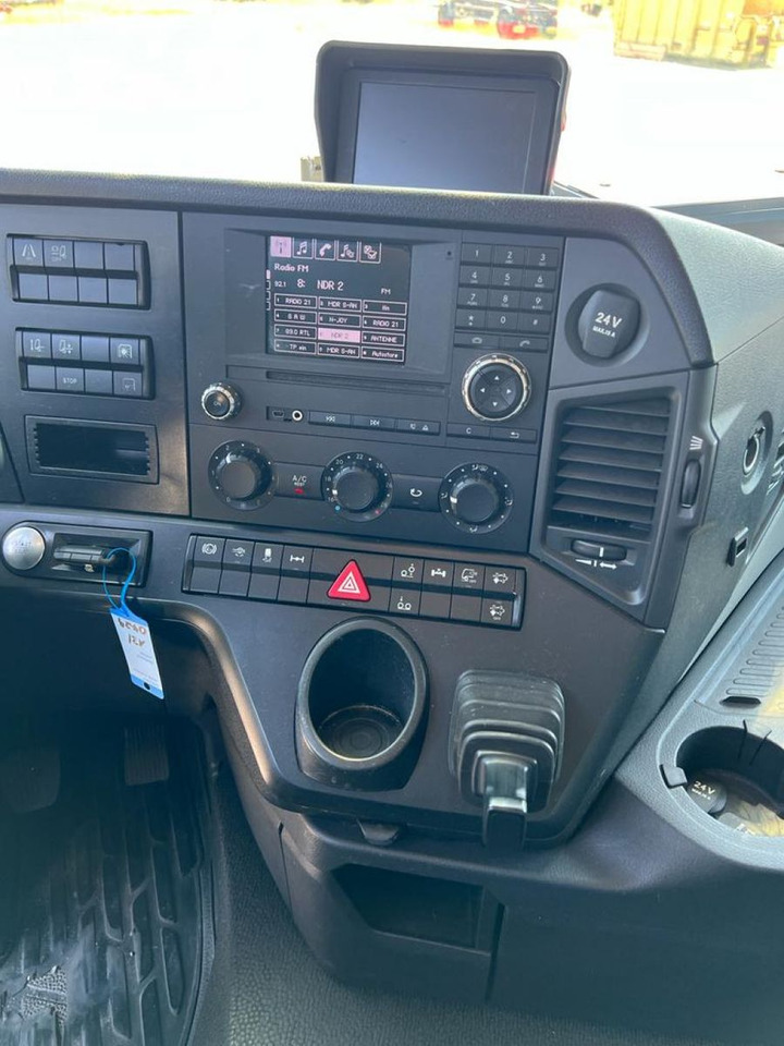 Грузовик для перевозки напитков Mercedes-Benz Antos 2540 L 6x2 Pritsche LBW Mercedes-Benz Antos 2540 L 6x2 Pritsche LBW: фото 6