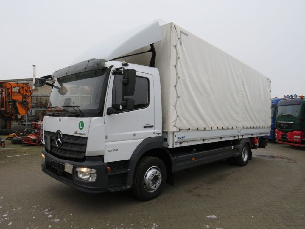 Mercedes-Benz Atego 1224 L Pritsche LBW LBW 1.5to - Тентованный грузовик: фото 1 Mercedes-Benz Atego 1224 L Pritsche LBW LBW 1.5to - Тентованный грузовик: фото 1