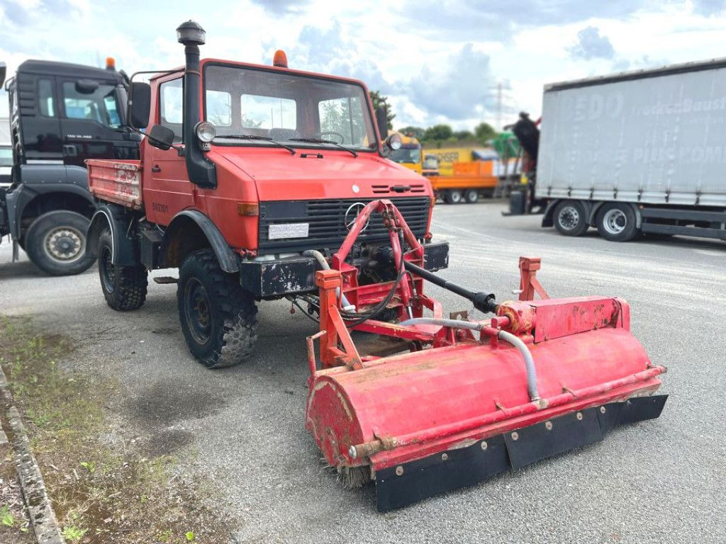 Mercedes-Benz Unimog U 424 2-Achs Allradkipper Front+Heckhydra - Самосвал: фото 2 Mercedes-Benz Unimog U 424 2-Achs Allradkipper Front+Heckhydra - Самосвал: фото 2