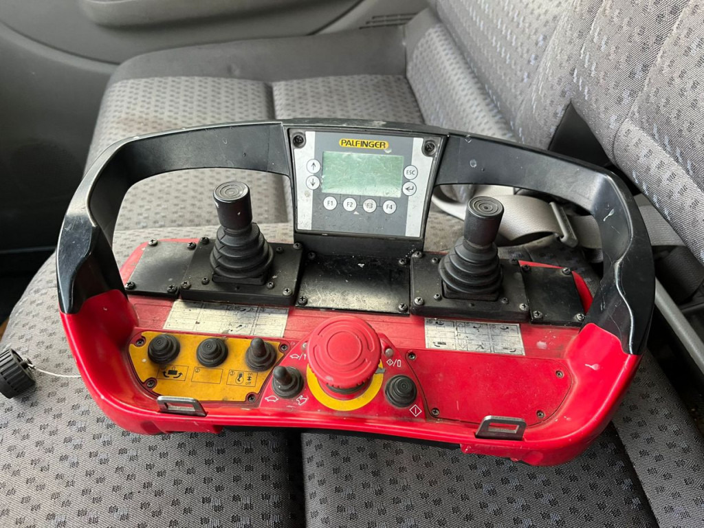 NISSAN (E) NISSAN (E) Cabstar Hubarbeitsbühne 35.13 Palfinger 14mtr - Грузовик с подъемником: фото 5 NISSAN (E) NISSAN (E) Cabstar Hubarbeitsbühne 35.13 Palfinger 14mtr - Грузовик с подъемником: фото 5