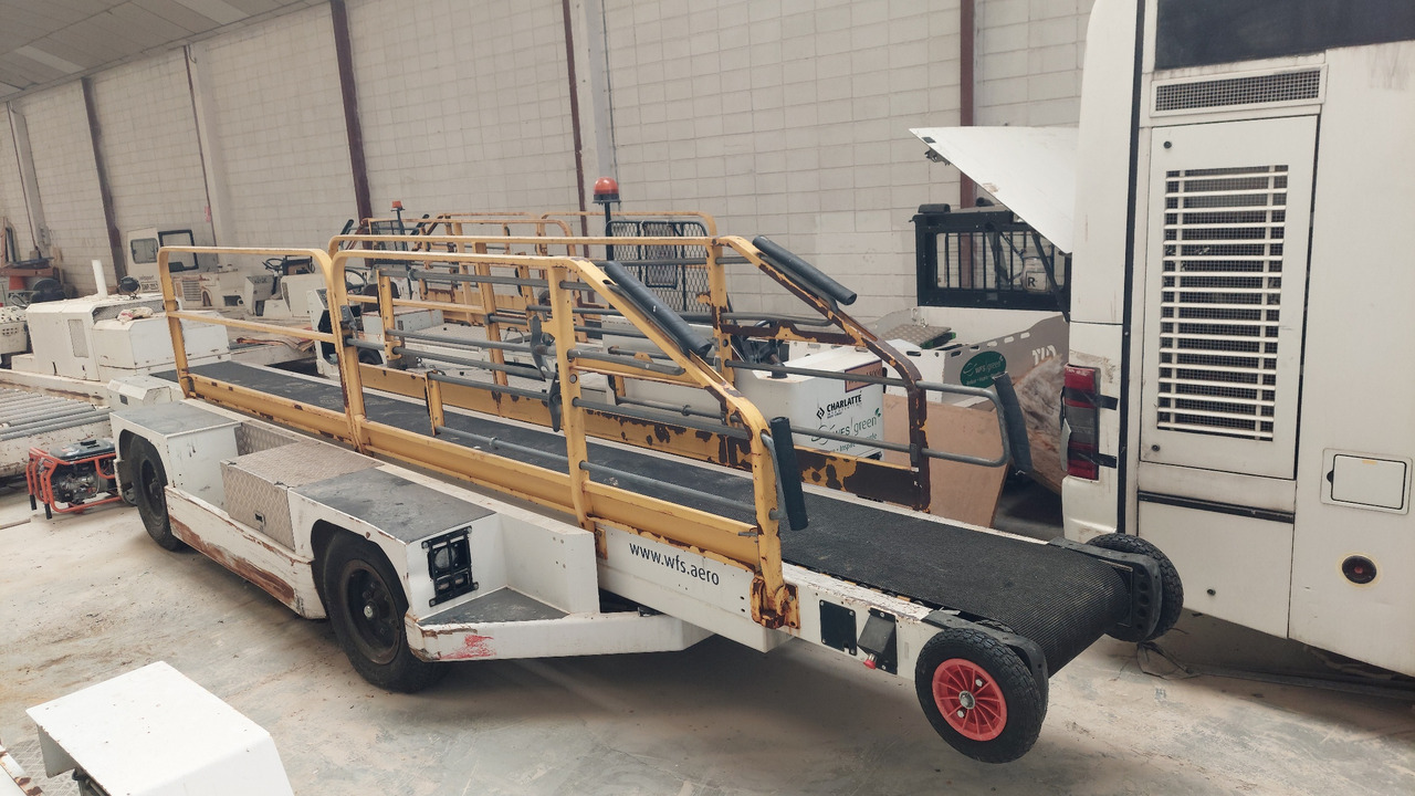 CBL2000E Belt Loader Charlatte - Ленточный погрузчик багажа: фото 1 CBL2000E Belt Loader Charlatte - Ленточный погрузчик багажа: фото 1