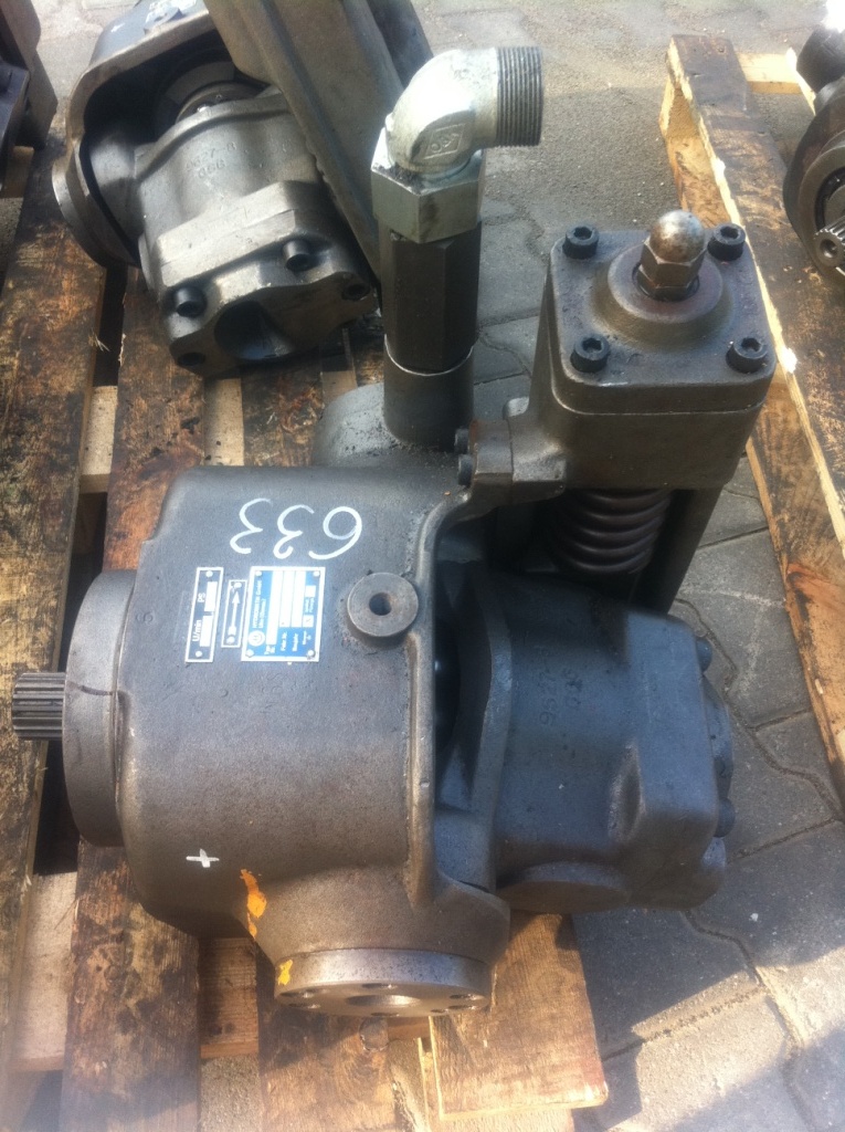 HYDROMATIK 218250218 - Гидравлический насос для Строительной техники: фото 1 HYDROMATIK 218250218 - Гидравлический насос для Строительной техники: фото 1