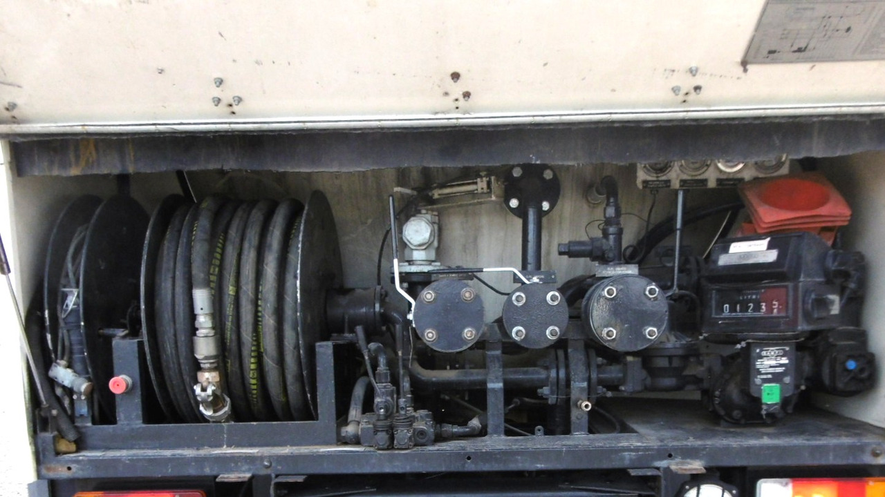 IVECO 130.24 LPG GAS Tank - Грузовик-цистерна: фото 3 IVECO 130.24 LPG GAS Tank - Грузовик-цистерна: фото 3