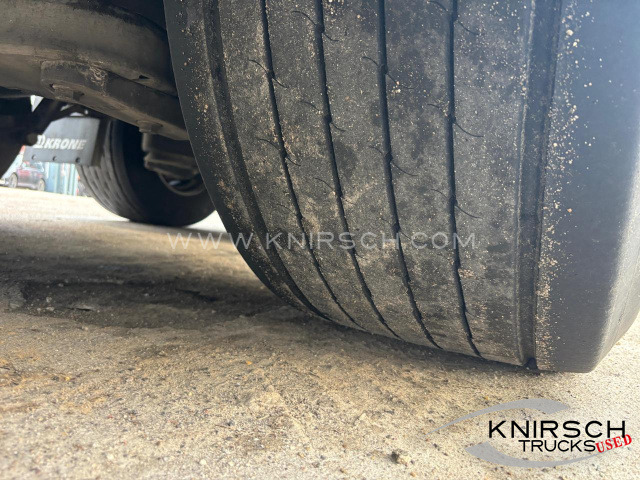 KRONE SDP27 Mega Liner / Lift / XL / Getränke / Daimler - Тентованный прицеп: фото 4 KRONE SDP27 Mega Liner / Lift / XL / Getränke / Daimler - Тентованный прицеп: фото 4