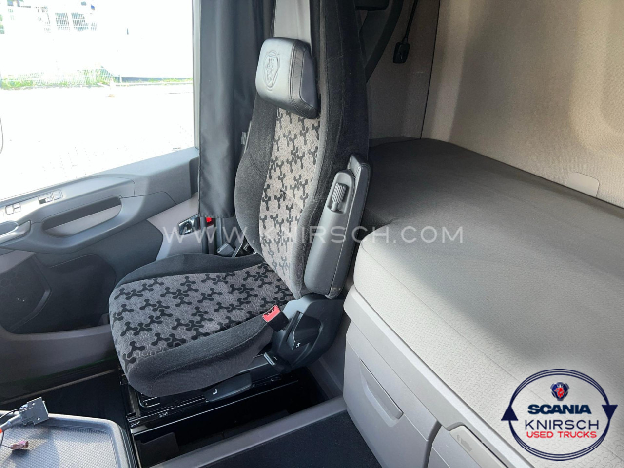 SCANIA R 450 A4x2LA - Тягач: фото 5 SCANIA R 450 A4x2LA - Тягач: фото 5