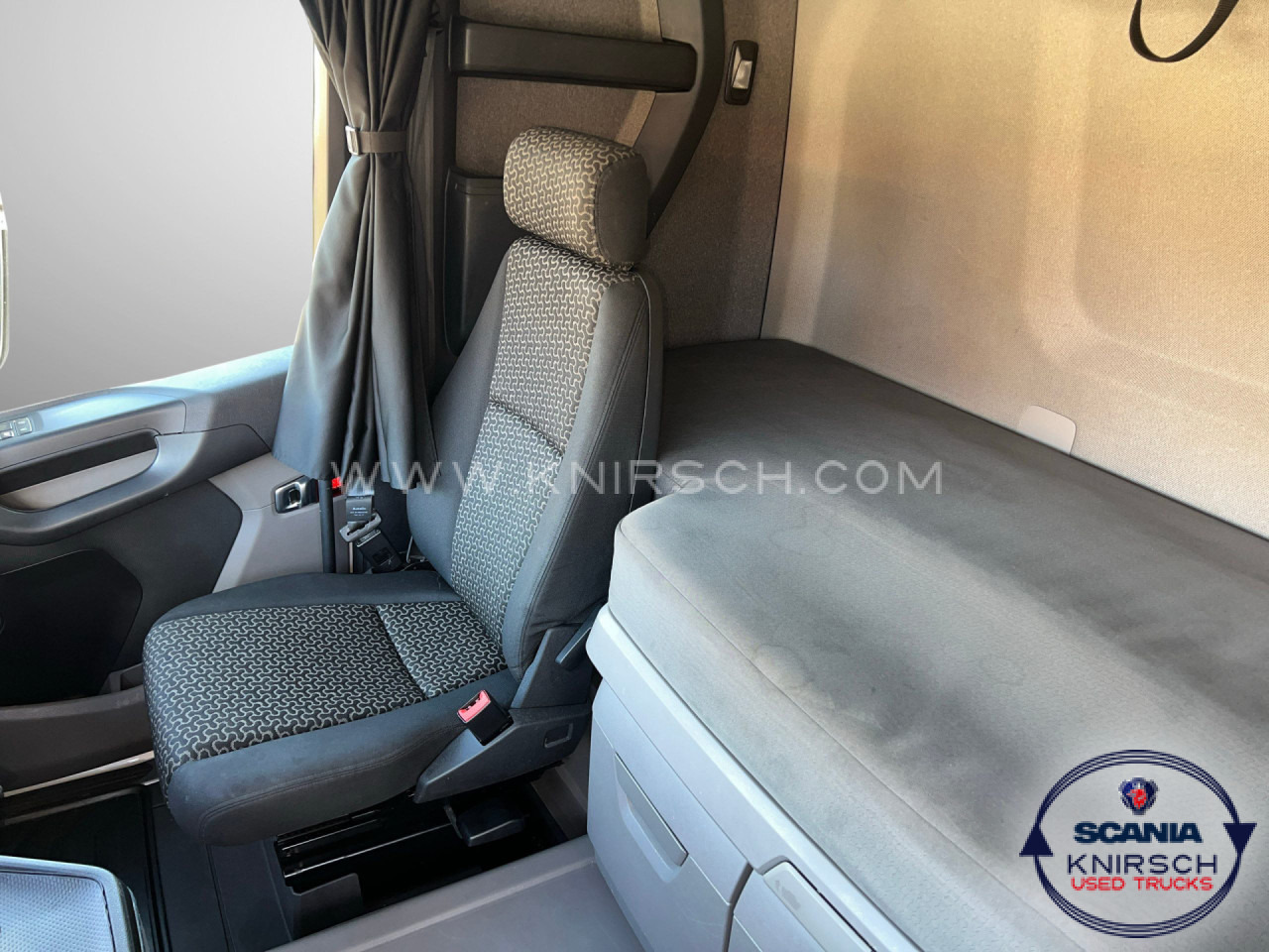 SCANIA R450A4X2NA PTO ADR FL - Тягач: фото 5 SCANIA R450A4X2NA PTO ADR FL - Тягач: фото 5