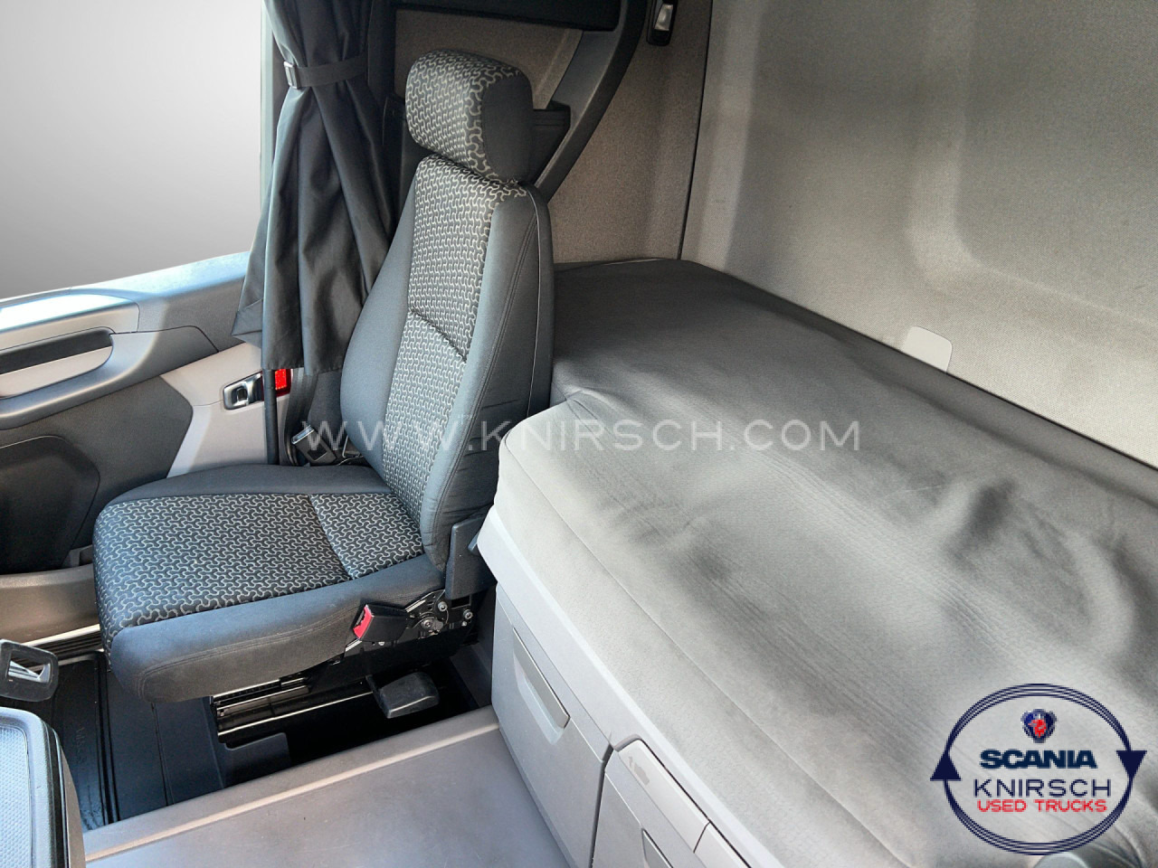 SCANIA R450A4X2NA PTO ADR FL - Тягач: фото 5 SCANIA R450A4X2NA PTO ADR FL - Тягач: фото 5