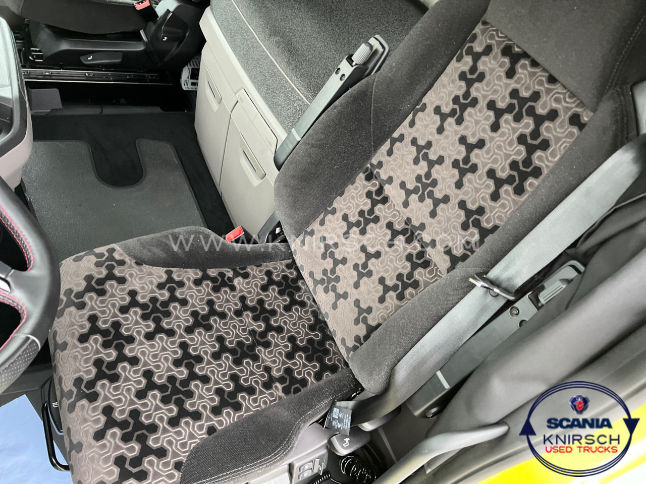 SCANIA S590A6X4NB - Тягач: фото 4 SCANIA S590A6X4NB - Тягач: фото 4