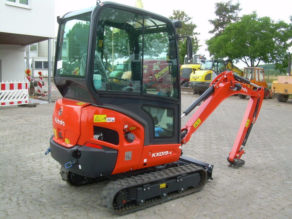 Kubota KX 019-4, BJ 23, 3 BH, Kabine, SW MS01 - Мини-экскаватор: фото 4 Kubota KX 019-4, BJ 23, 3 BH, Kabine, SW MS01 - Мини-экскаватор: фото 4