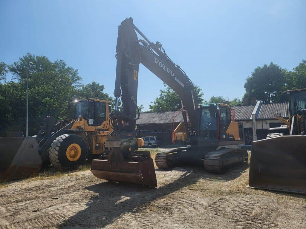 Volvo EC220EL - Гусеничный экскаватор: фото 4 Volvo EC220EL - Гусеничный экскаватор: фото 4