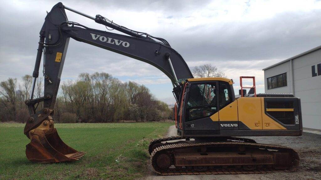 Volvo EC250EL - Гусеничный экскаватор: фото 4 Volvo EC250EL - Гусеничный экскаватор: фото 4