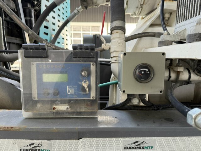 Betonmischer-Auflieger Euromix 12 m³ mit Motor - Полуприцеп бетоносмеситель: фото 3 Betonmischer-Auflieger Euromix 12 m³ mit Motor - Полуприцеп бетоносмеситель: фото 3