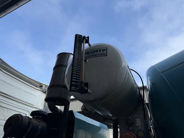 Betonmischer-Auflieger Euromix 12 m³ mit Motor - Полуприцеп бетоносмеситель: фото 5 Betonmischer-Auflieger Euromix 12 m³ mit Motor - Полуприцеп бетоносмеситель: фото 5